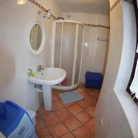 Monolocale Sulla Di * 拉科纳